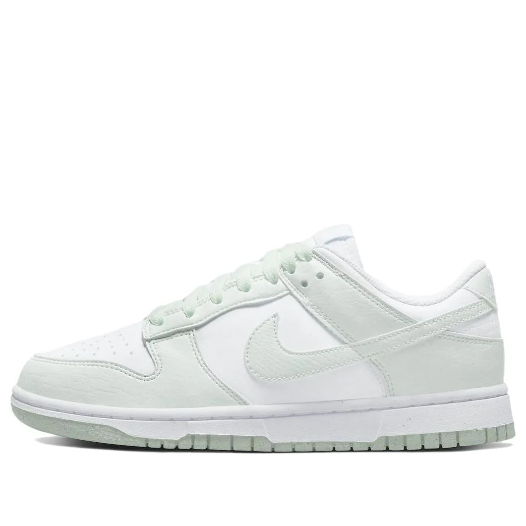 Nike WMNS Dunk Low Next Nature DN1431-102
