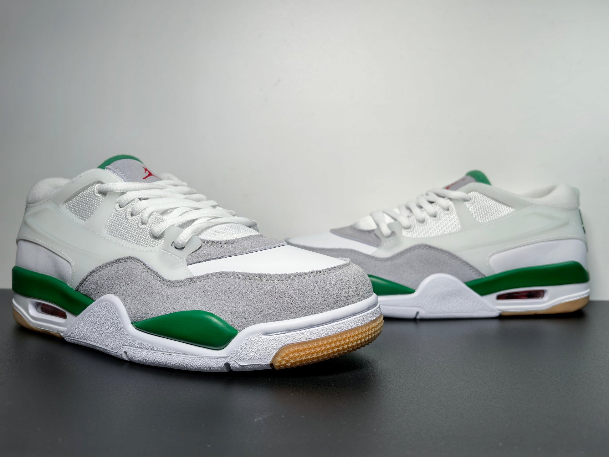 Air Jordan 4 RM “Pine Green” FQ7939-103