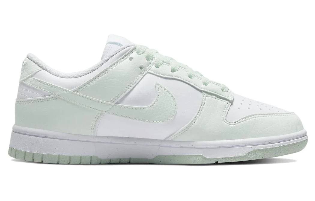 Nike WMNS Dunk Low Next Nature DN1431-102