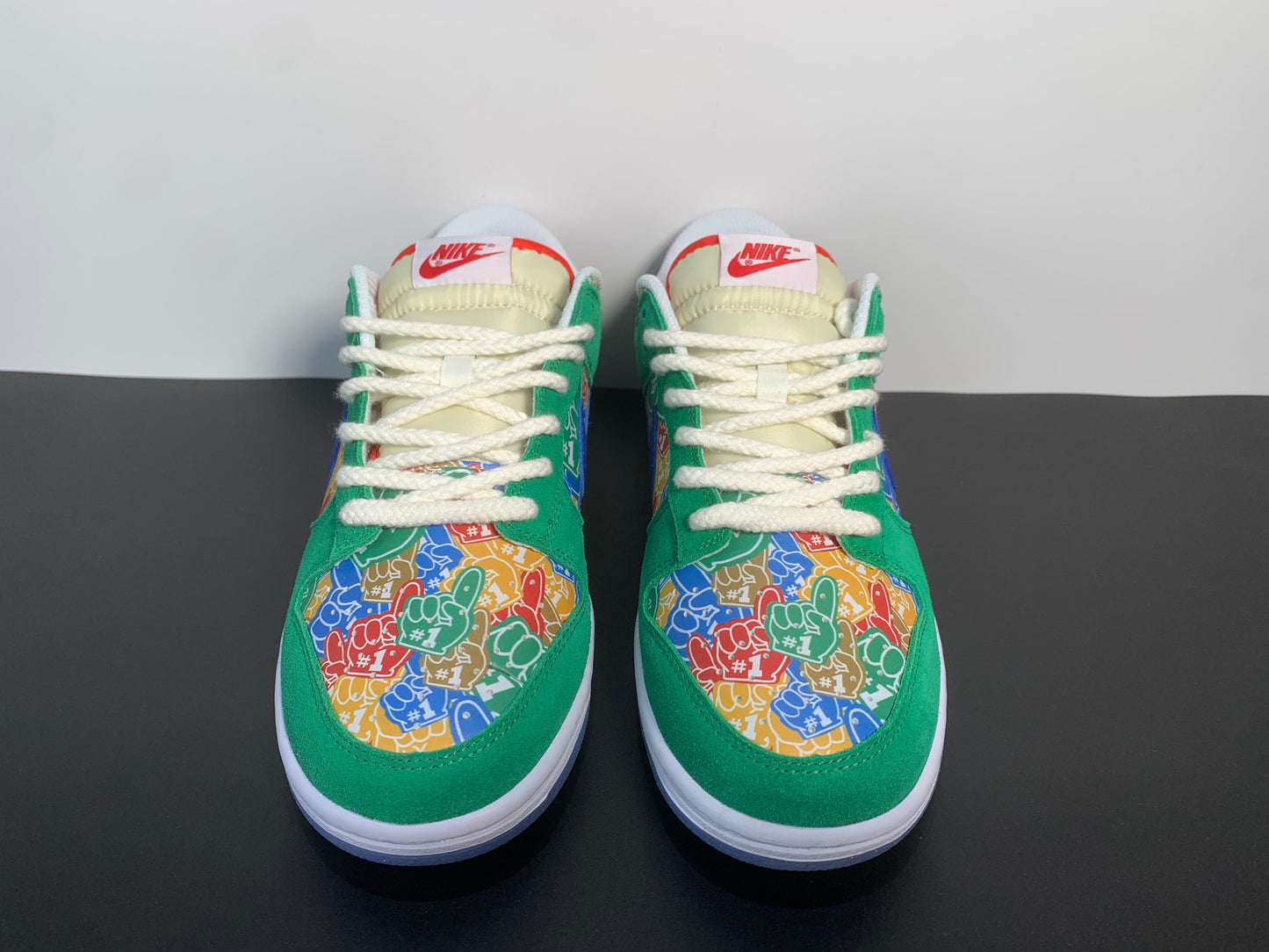 Nike Dunk Low “Foam Finger”DZ5184-300