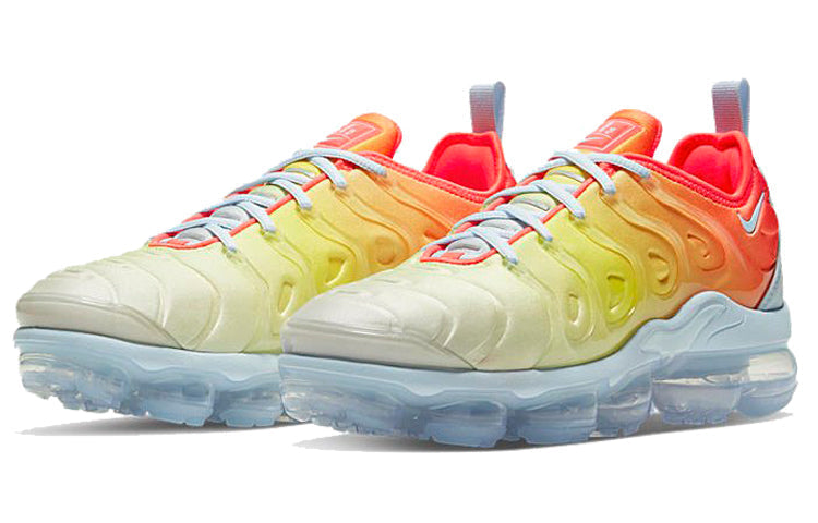 Nike Womens Air VaporMax Plus 'Sunrise' CW5593-400