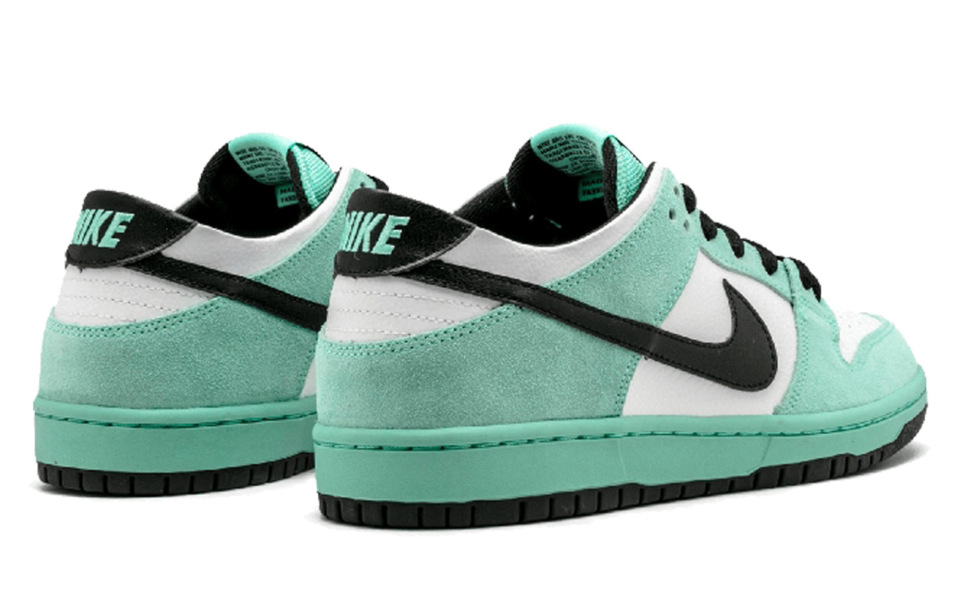 Nike SB Skateboard Dunk Low IW Sea Crystal Green Glow 819674-301
