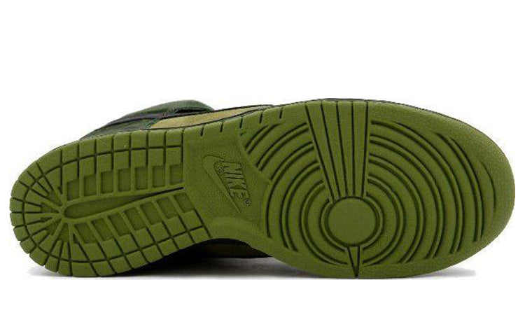 Nike Dunk High Pro SB Skateboard 'Hulk' Camper Green/Black-Deep Forest 305050-303