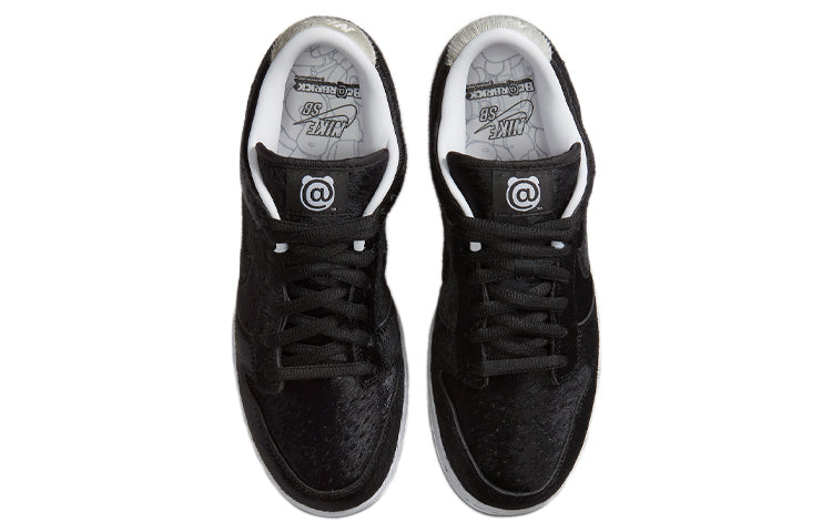 Nike SB Skateboard Dunk Low x Medicom Toy BE@RBRICK CZ5127-001