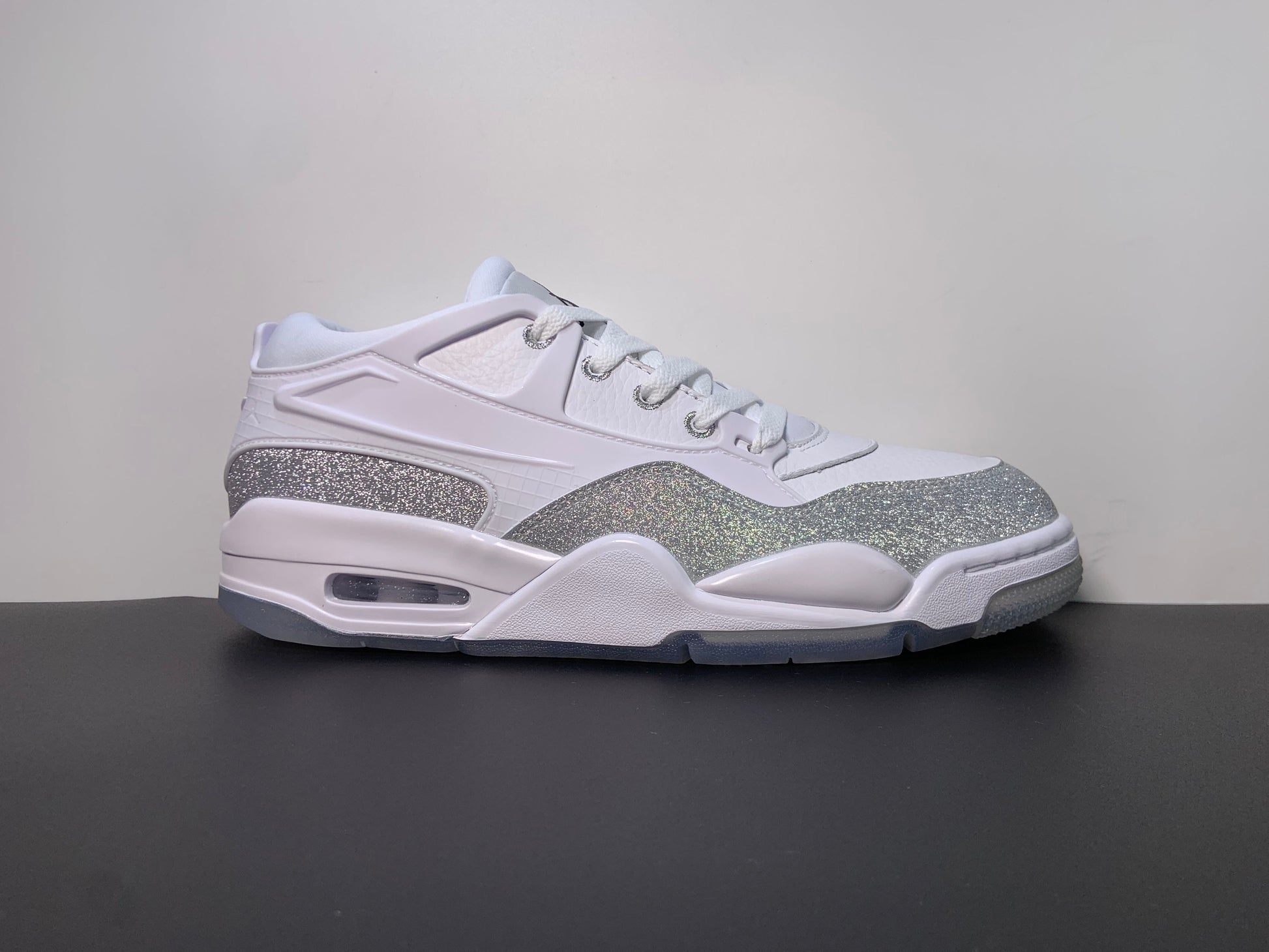 Nigel Sylvester x Air Jordan 4 HQ3441-111
