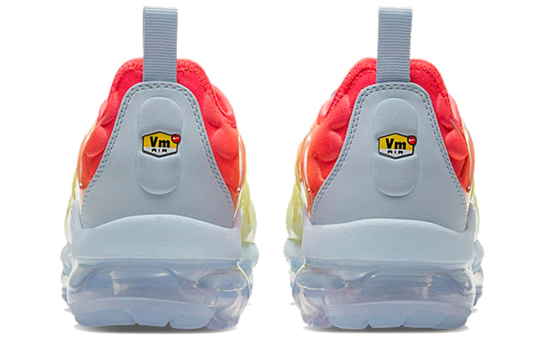 Nike Womens Air VaporMax Plus 'Sunrise' CW5593-400