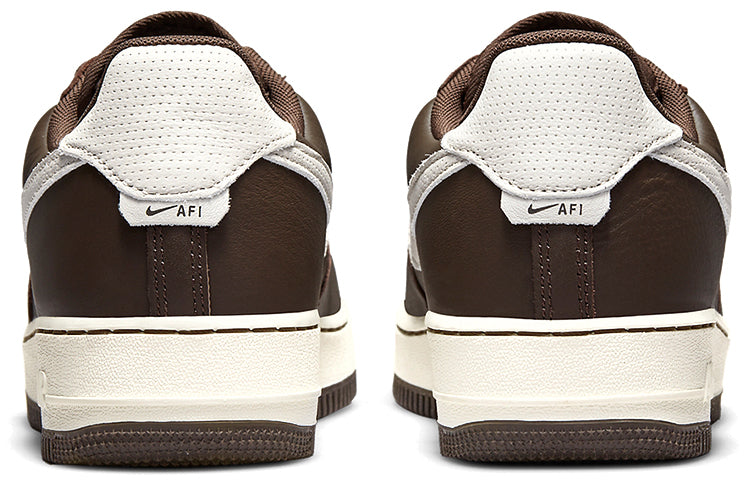 Nike Air Force 1 Low Dark Chocolate DB4455-200