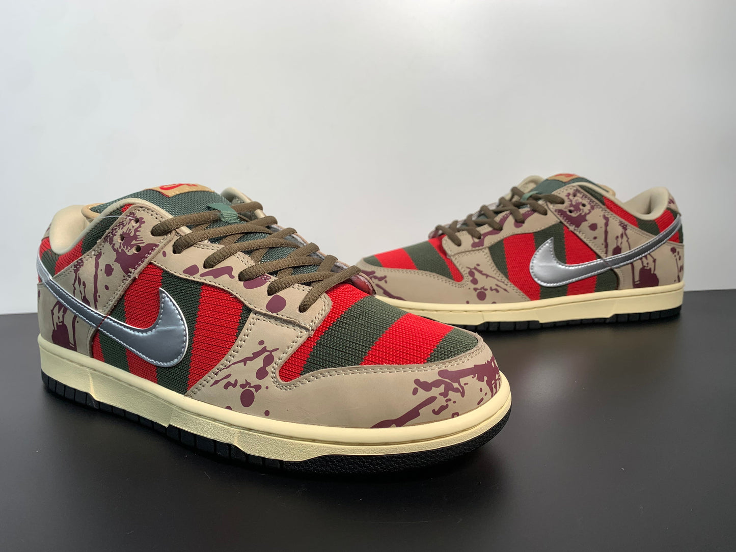 Nike SB Dunk Low Pro ‘Freddy Krueger’ 313170-202