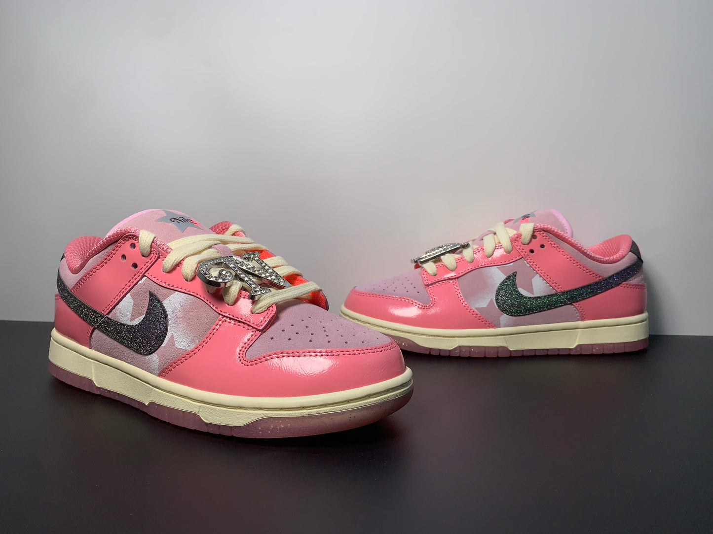 NK Dunk SB Low Hot Punch and Pink Foam FN8927-621