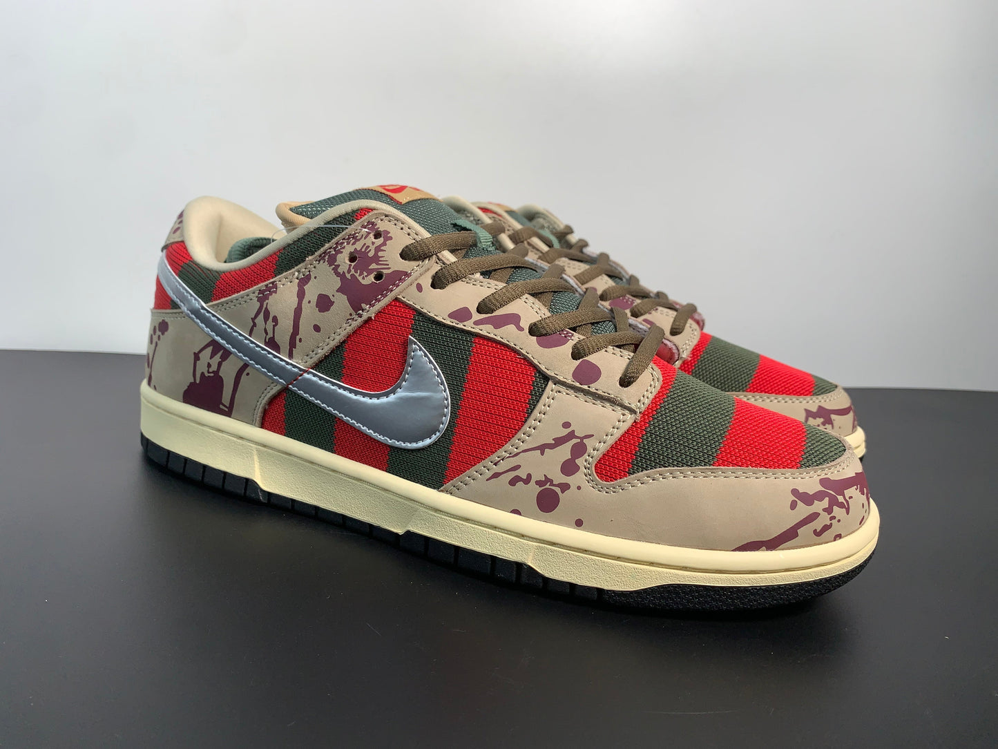 Nike SB Dunk Low Pro ‘Freddy Krueger’ 313170-202