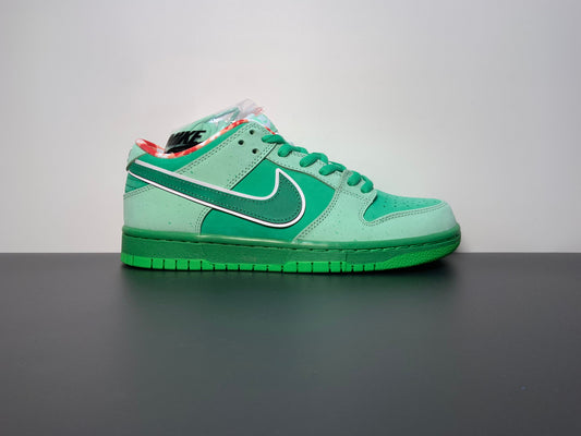 CONCEPTS × Nike Dunk SB Low Green Lobster