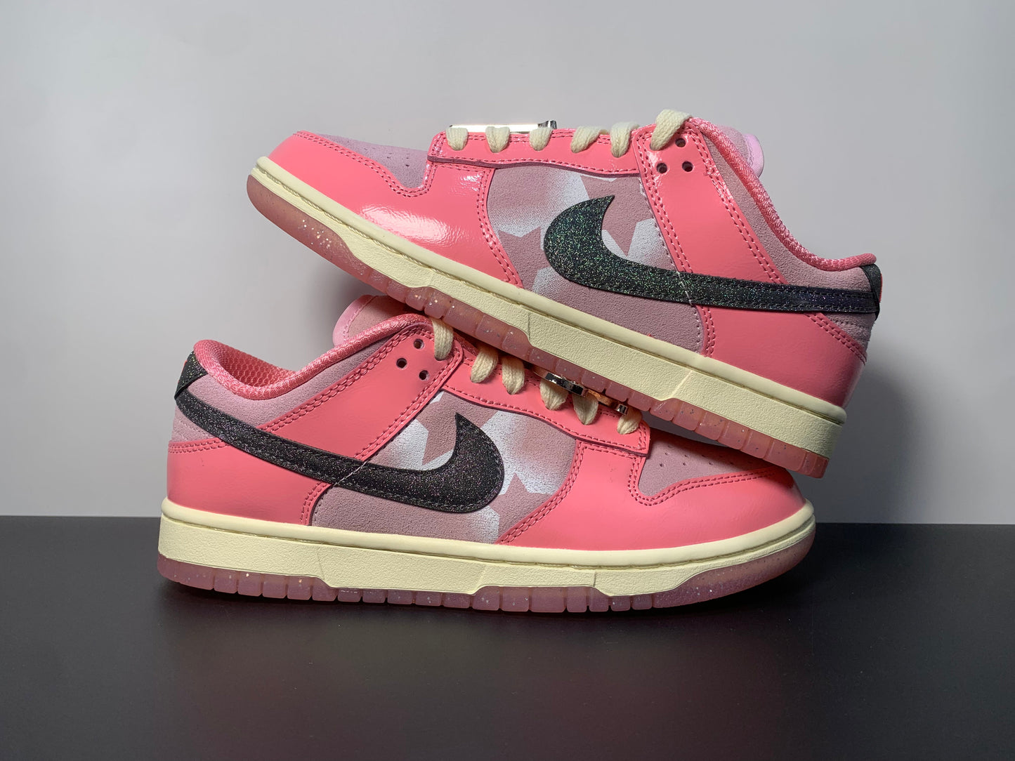 NK Dunk SB Low Hot Punch and Pink Foam FN8927-621