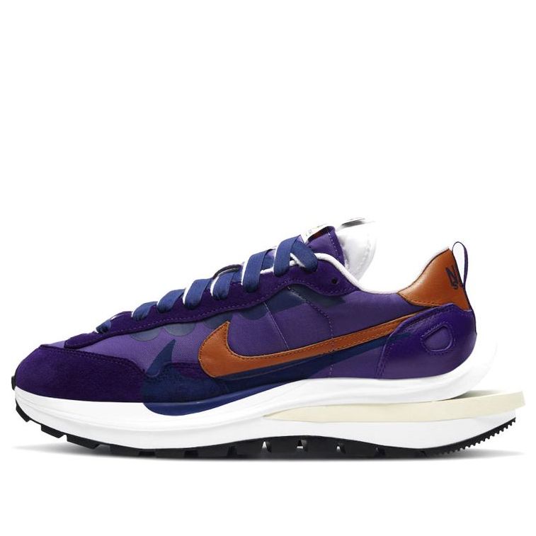 Nike VaporWaffle x Sacai Dark Iris DD1875-500