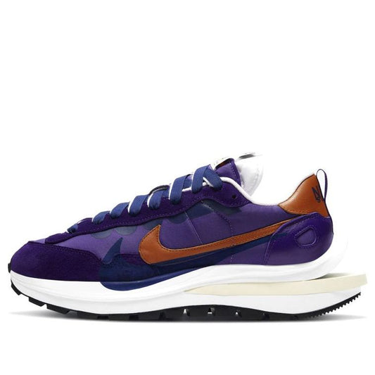Nike VaporWaffle x Sacai Dark Iris DD1875-500